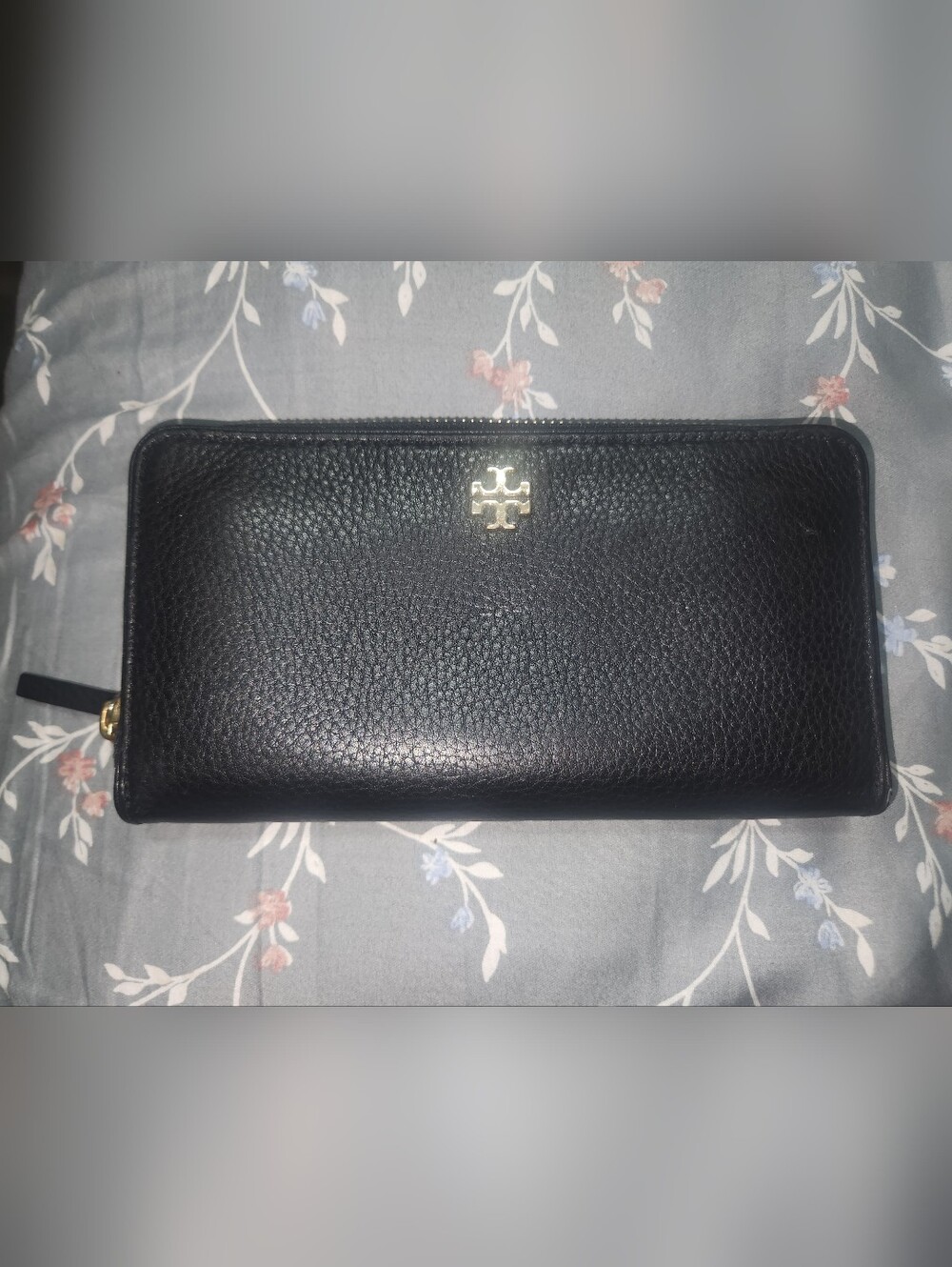 Tory Burch Black Pebbled Leather Zip Wallet with Gold Logo